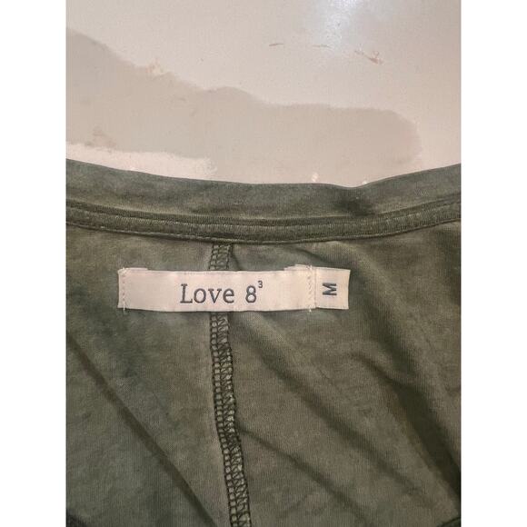 Love 8 3 Women's V Neck Green/Gray Shirt Rayon Spandex Size M EUC - Picture 5 of 6